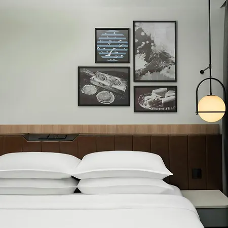 Four Points By Sheraton Singapore, Jurong-3